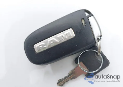 2017 Ram 1500 Longhorn z USA, uszkodzony, nr VIN 1C6RR7PT9HS610959